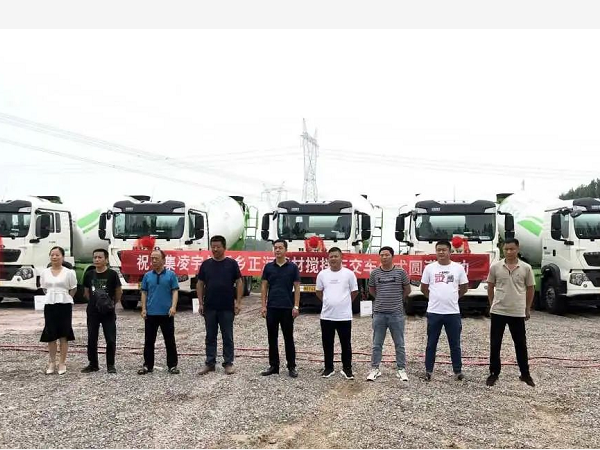 這一客戶1月內(nèi)連訂16臺，這款攪拌車到底有什么魔力……